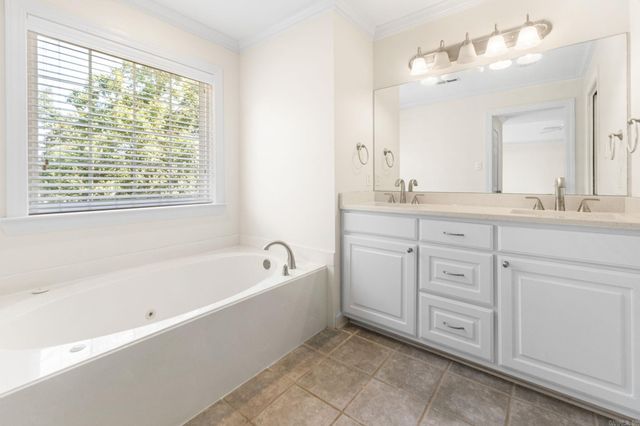 6623 Gap Point Circle, Sherwood, AR 72120