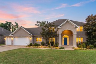 6623 Gap Point Circle, Sherwood, AR 72120