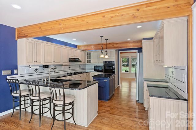 2005 Gathering Place, Kannapolis, NC 28081