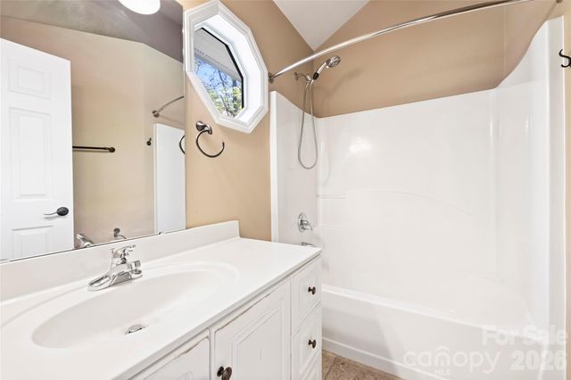 2005 Gathering Place, Kannapolis, NC 28081