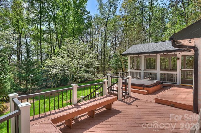 2005 Gathering Place, Kannapolis, NC 28081