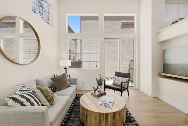 2725 Villas Way, San Diego, CA 92108