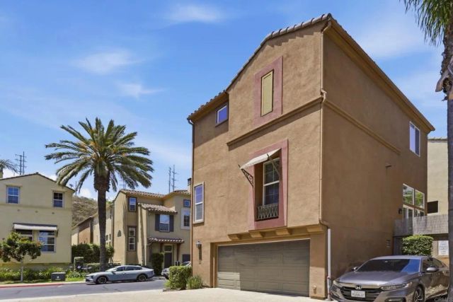 2725 Villas Way, San Diego, CA 92108