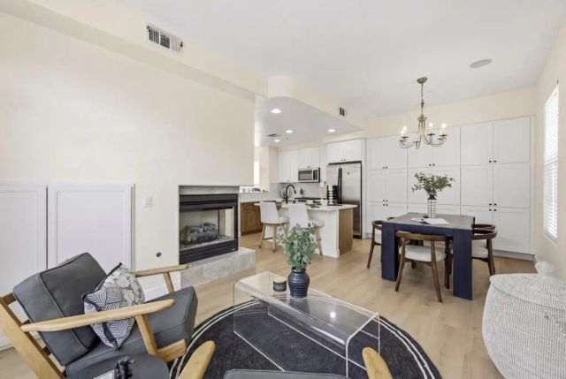 2725 Villas Way, San Diego, CA 92108