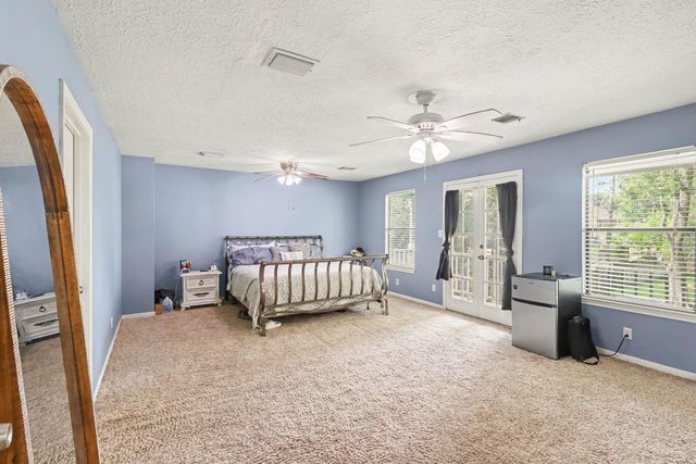 20702 Trellis Lane, Houston, TX 77073