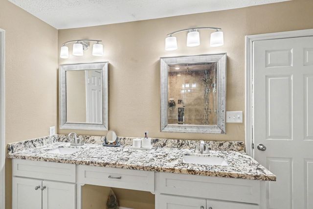 20702 Trellis Lane, Houston, TX 77073