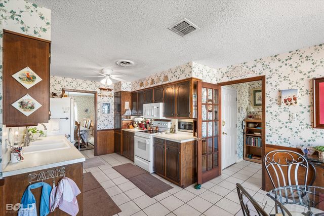 3320 Mesa Drive, Shreveport, LA 71118