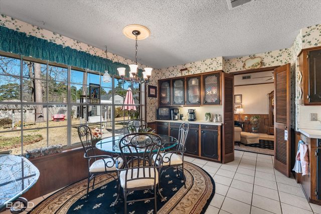 3320 Mesa Drive, Shreveport, LA 71118