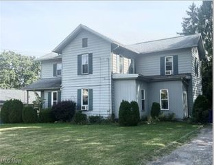574 Spring Street, Struthers, OH 44471