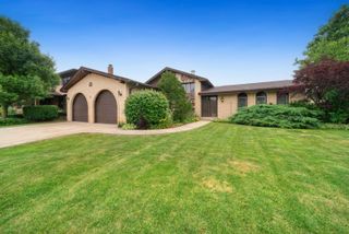901 Claremont Drive, Downers Grove, IL 60516