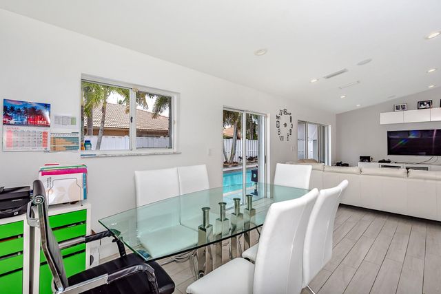 16931 SW 5th Ct, Weston, FL 33326