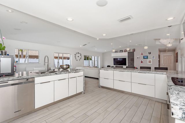 16931 SW 5th Ct, Weston, FL 33326