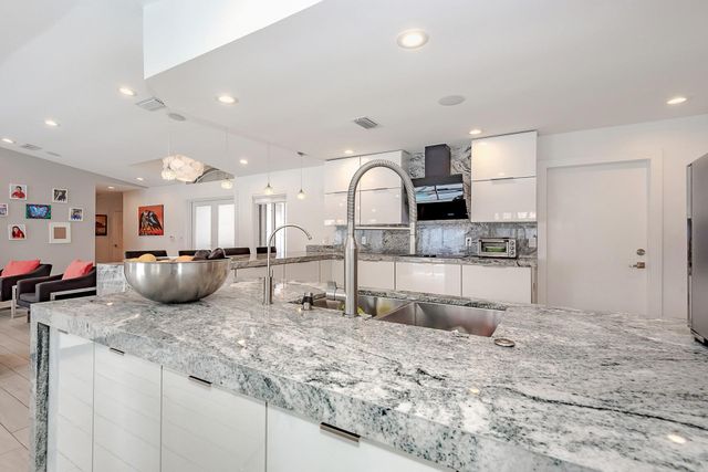 16931 SW 5th Ct, Weston, FL 33326