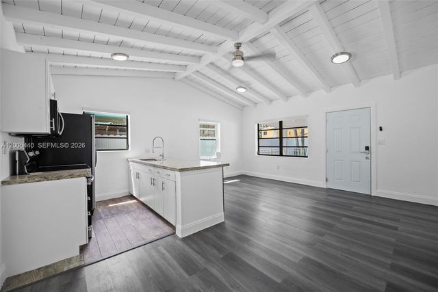 7120 SW 21st Street, Miami, FL 33155