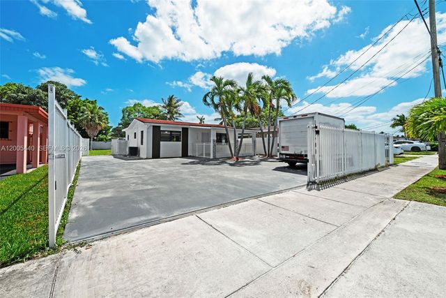 7120 SW 21st Street, Miami, FL 33155