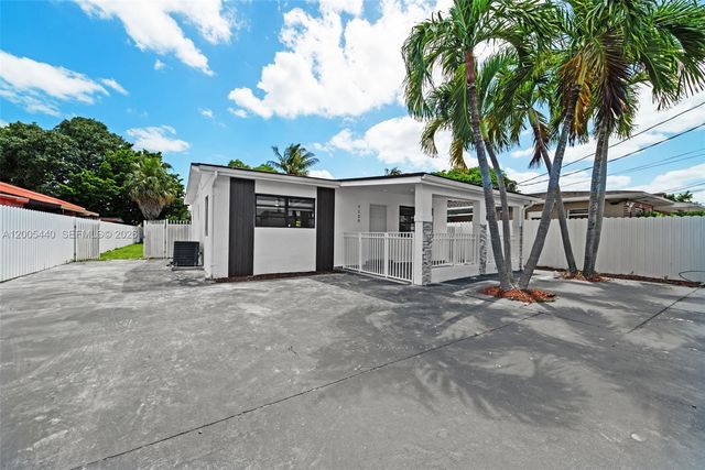 7120 SW 21st Street, Miami, FL 33155