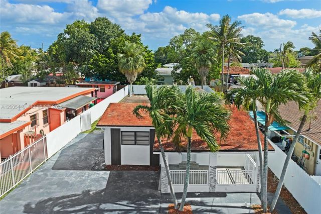 7120 SW 21st Street, Miami, FL 33155