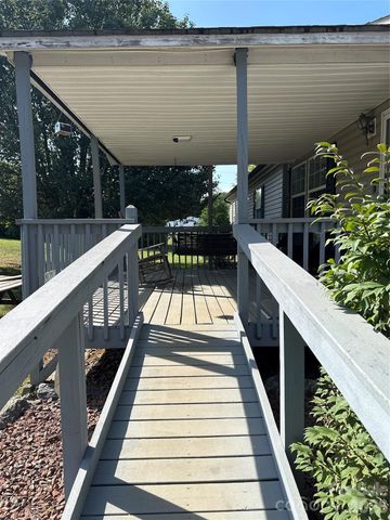 2567 Peeler Road, Vale, NC 28168