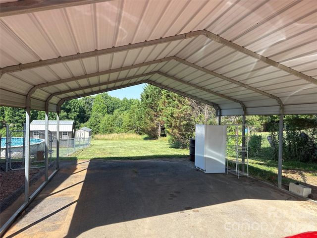 2567 Peeler Road, Vale, NC 28168