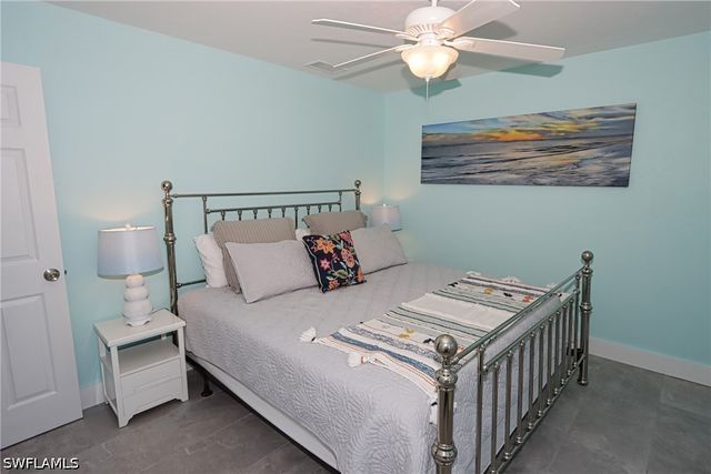 27165 Edenbridge CT, Bonita Springs, FL 34135