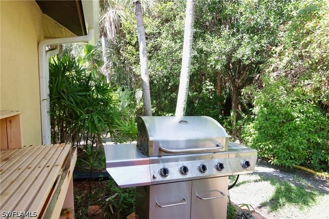 27165 Edenbridge CT, Bonita Springs, FL 34135