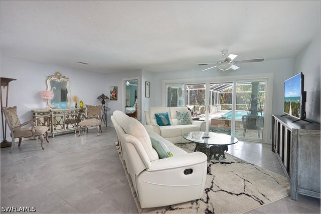 27165 Edenbridge CT, Bonita Springs, FL 34135