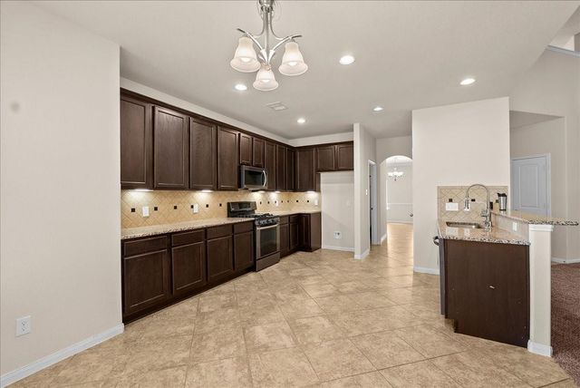 11815 Eagle Ridge Drive, Mont Belvieu, TX 77535