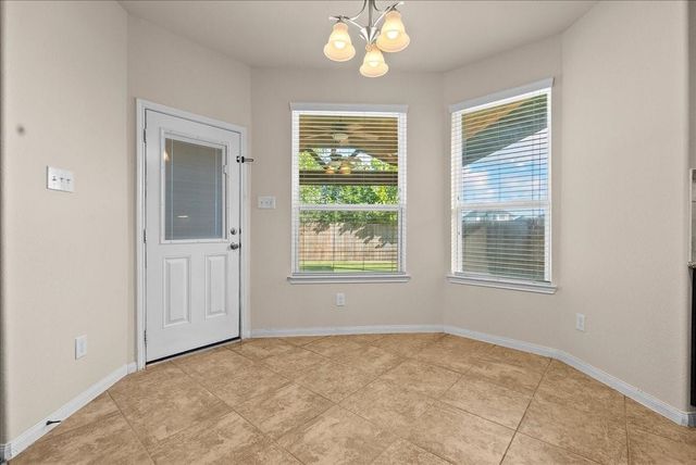 11815 Eagle Ridge Drive, Mont Belvieu, TX 77535