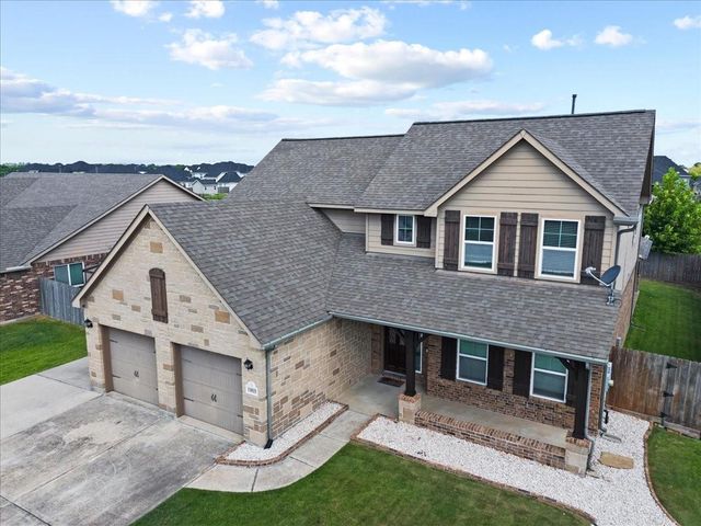 11815 Eagle Ridge Drive, Mont Belvieu, TX 77535