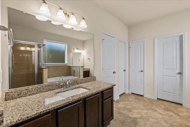 11815 Eagle Ridge Drive, Mont Belvieu, TX 77535