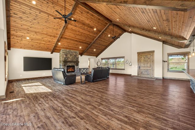 3358 E LEEBOWE CT, Hayden, ID 83835