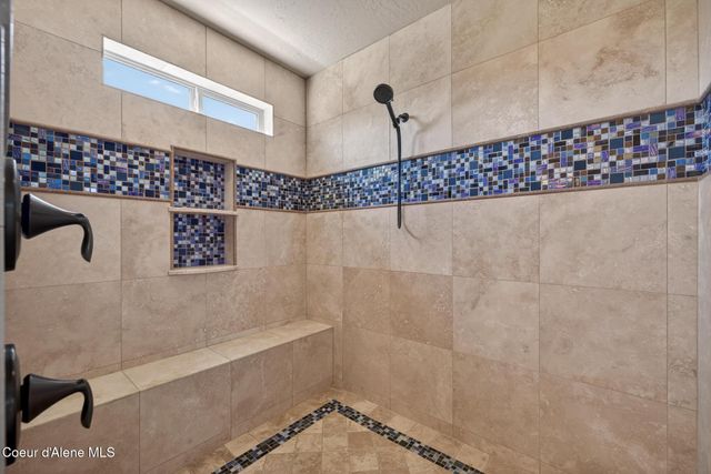 3358 E LEEBOWE CT, Hayden, ID 83835
