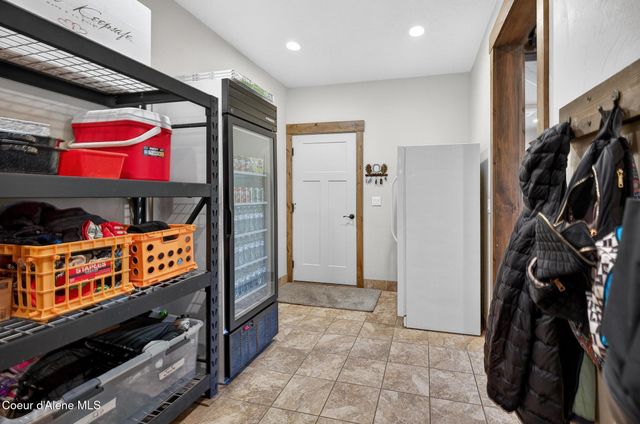 3358 E LEEBOWE CT, Hayden, ID 83835