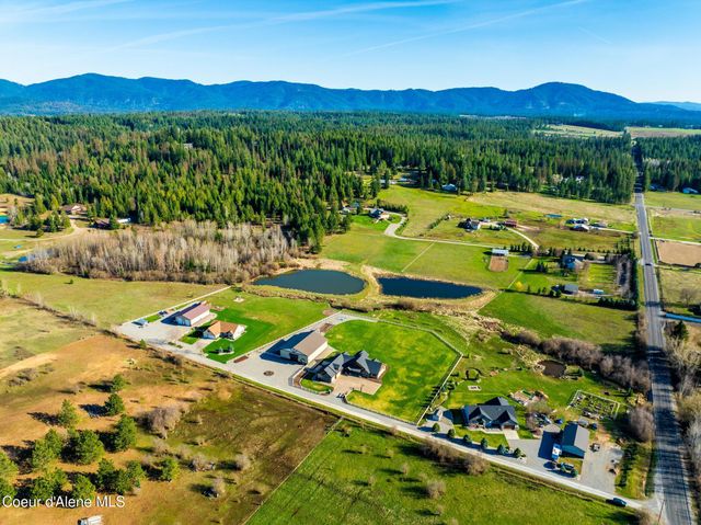 3358 E LEEBOWE CT, Hayden, ID 83835
