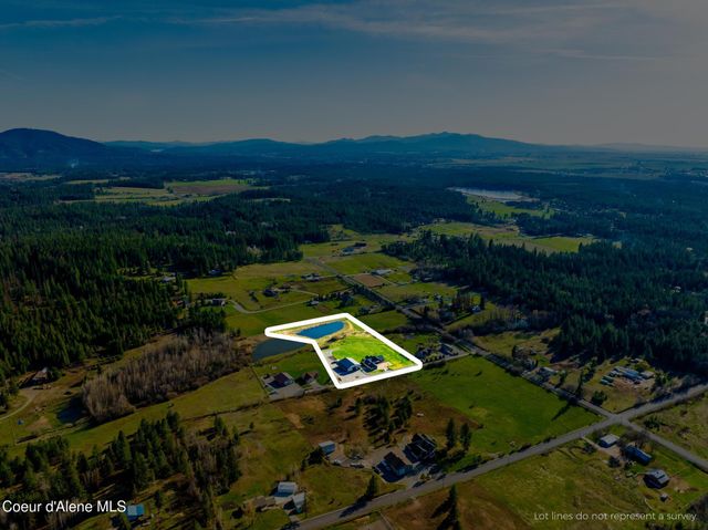 3358 E LEEBOWE CT, Hayden, ID 83835