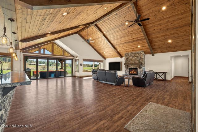 3358 E LEEBOWE CT, Hayden, ID 83835