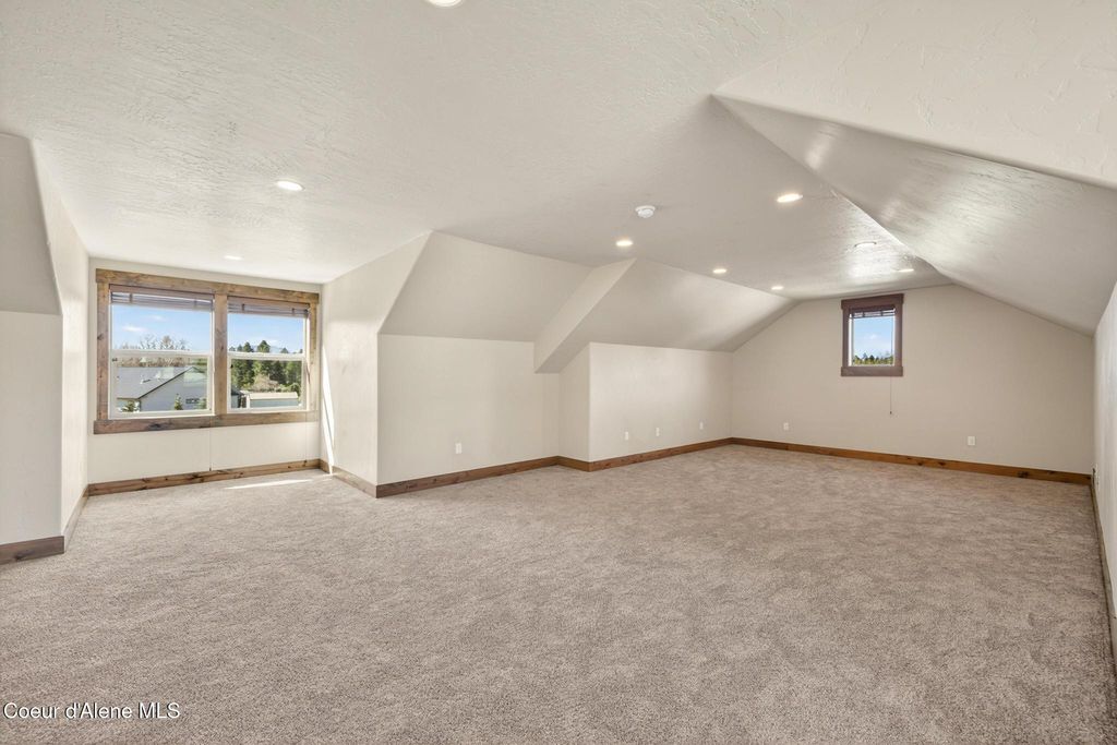 3358 E LEEBOWE CT, Hayden, ID 83835 photo 28