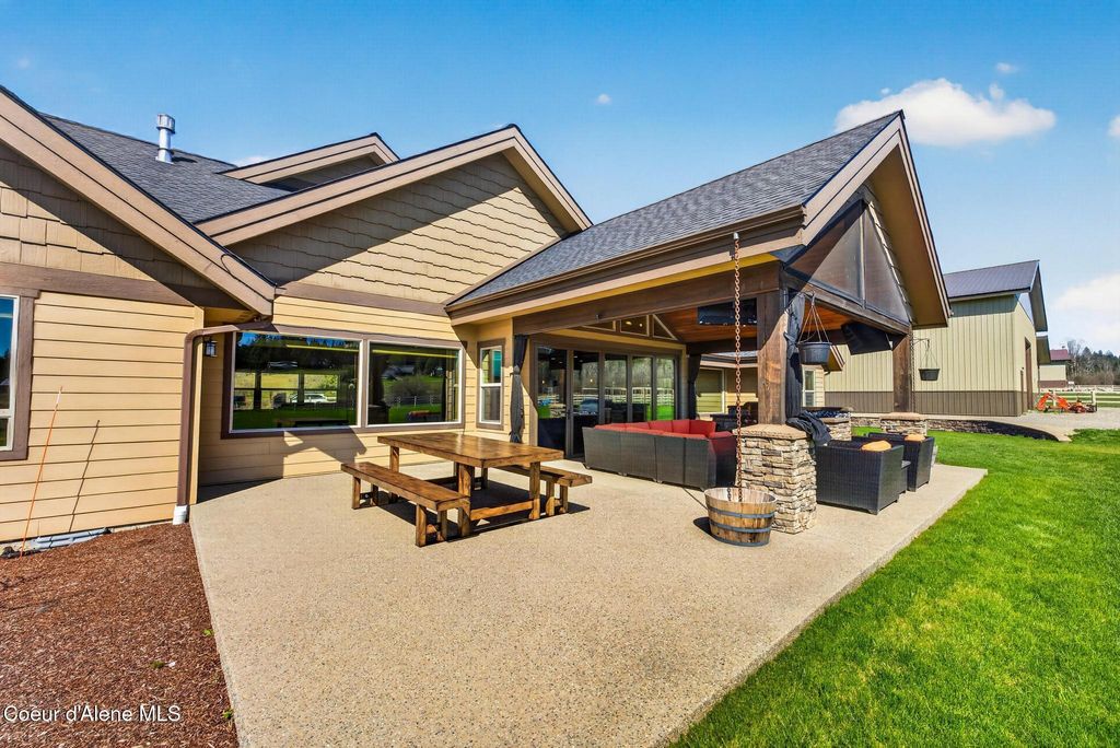 3358 E LEEBOWE CT, Hayden, ID 83835 photo 32