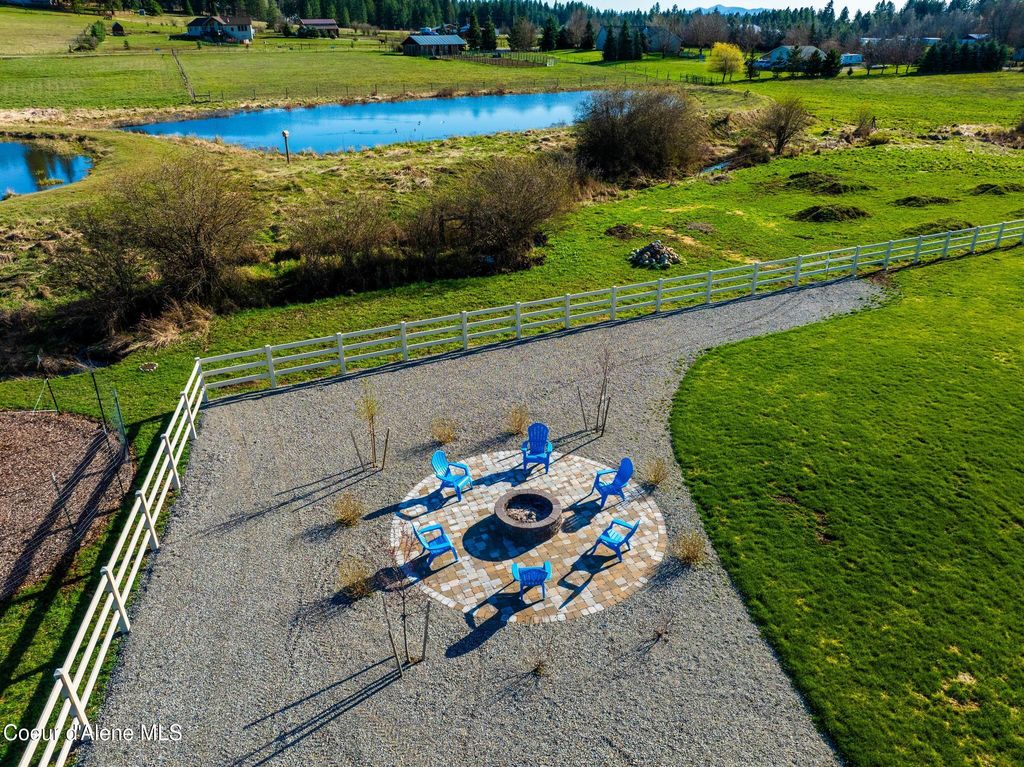 3358 E LEEBOWE CT, Hayden, ID 83835 photo 34