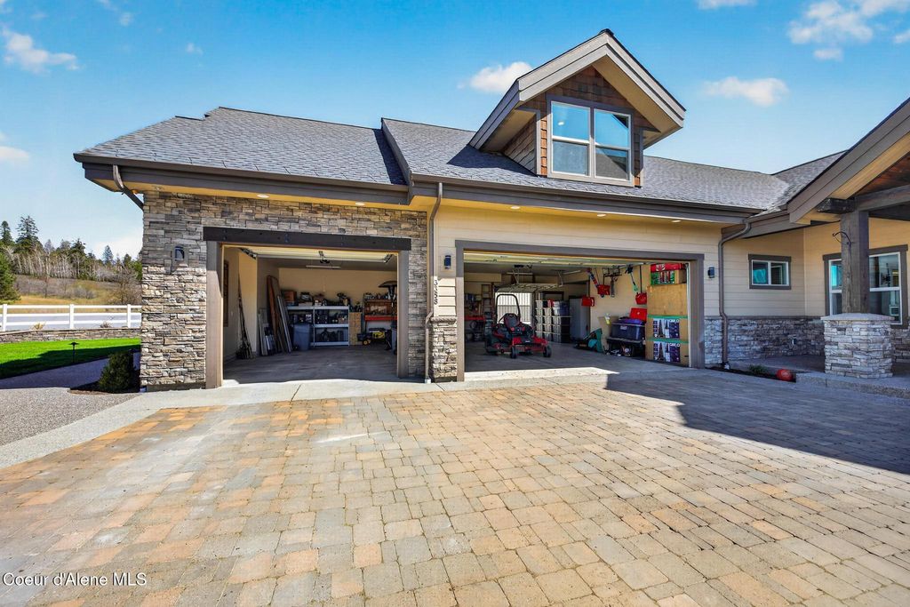 3358 E LEEBOWE CT, Hayden, ID 83835 photo 35