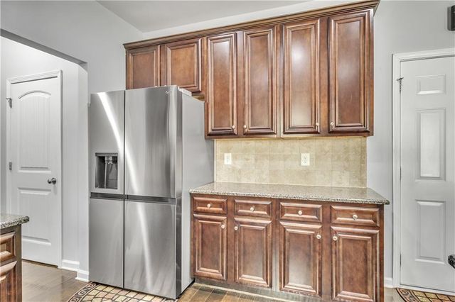 87 Wedge Wood Way, Dallas, GA 30132