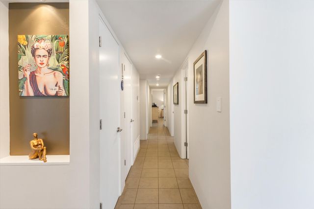 905 56th Street NW, Albuquerque, NM 87105