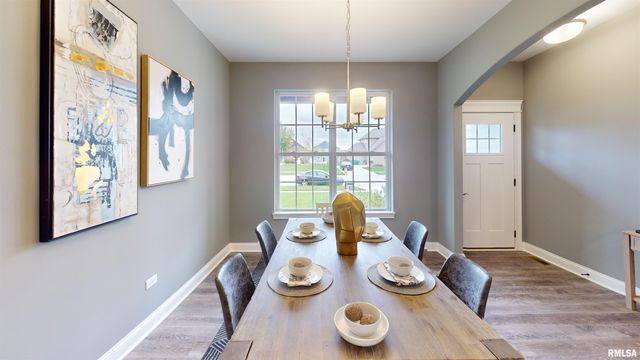 7183 Genesis Way, Bettendorf, IA 52722