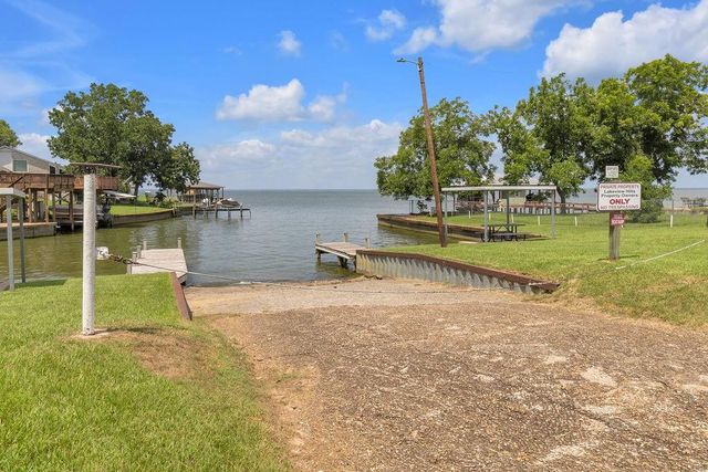 70 Valley Drive, Coldspring, TX 77331