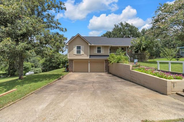 70 Valley Drive, Coldspring, TX 77331