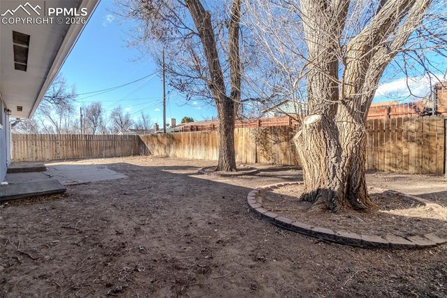 816 S Circle Drive, Colorado Springs, CO 80910