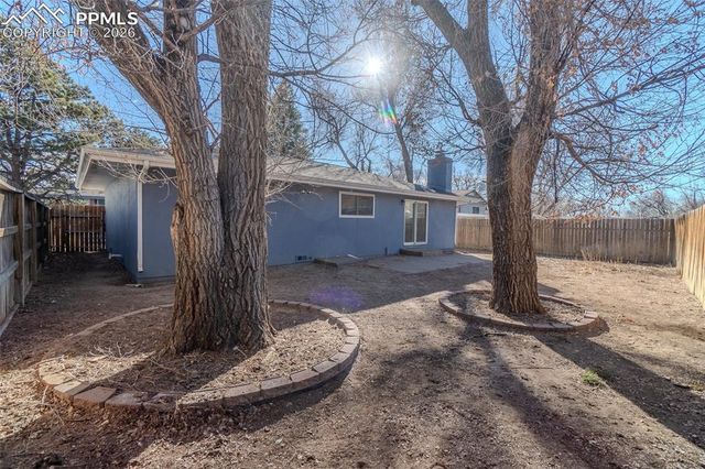 816 S Circle Drive, Colorado Springs, CO 80910