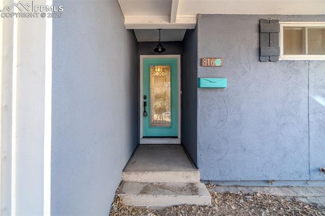 816 S Circle Drive, Colorado Springs, CO 80910