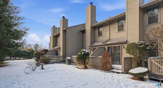 73 Metacomet Drive 73, Meriden, CT 06450