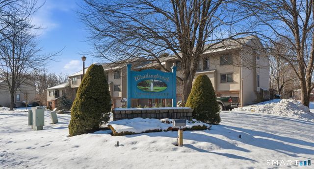 73 Metacomet Drive 73, Meriden, CT 06450